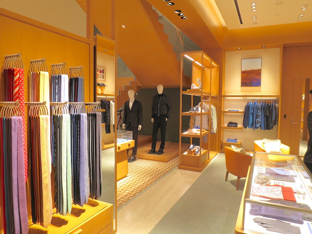 hermes-vancouver-store-717-burrard-street-11