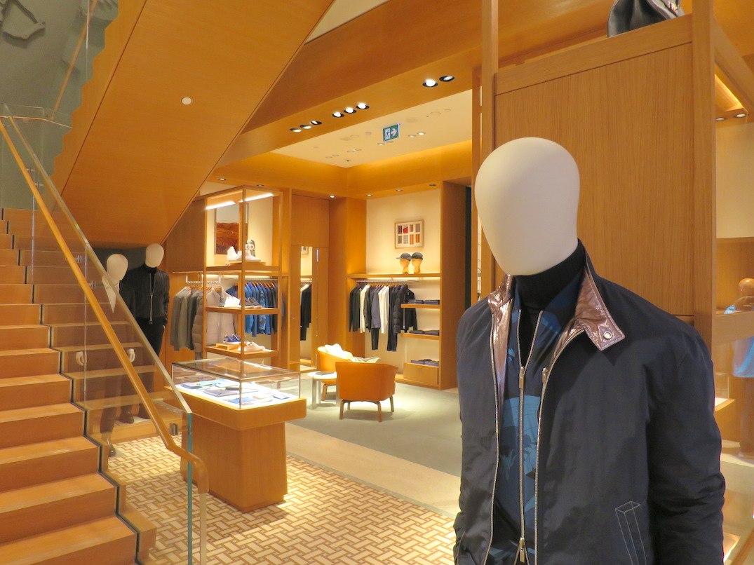 hermes-vancouver-store-717-burrard-street-14