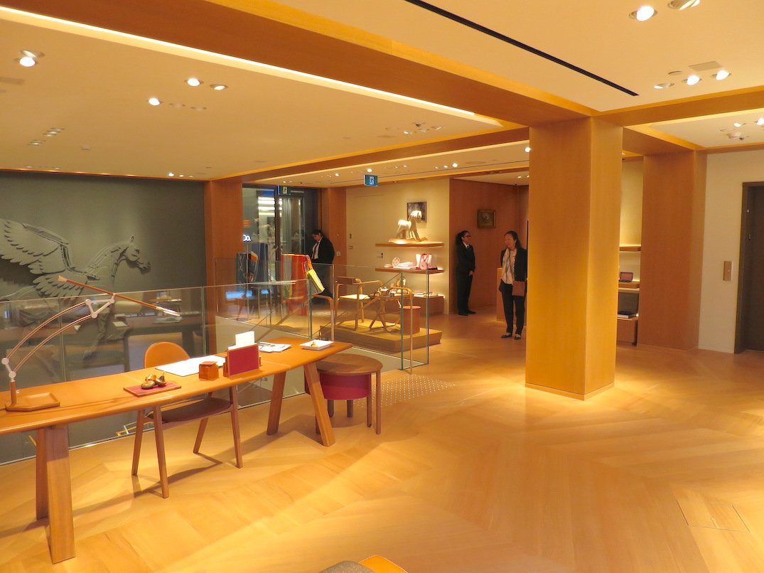 hermes-vancouver-store-717-burrard-street-19