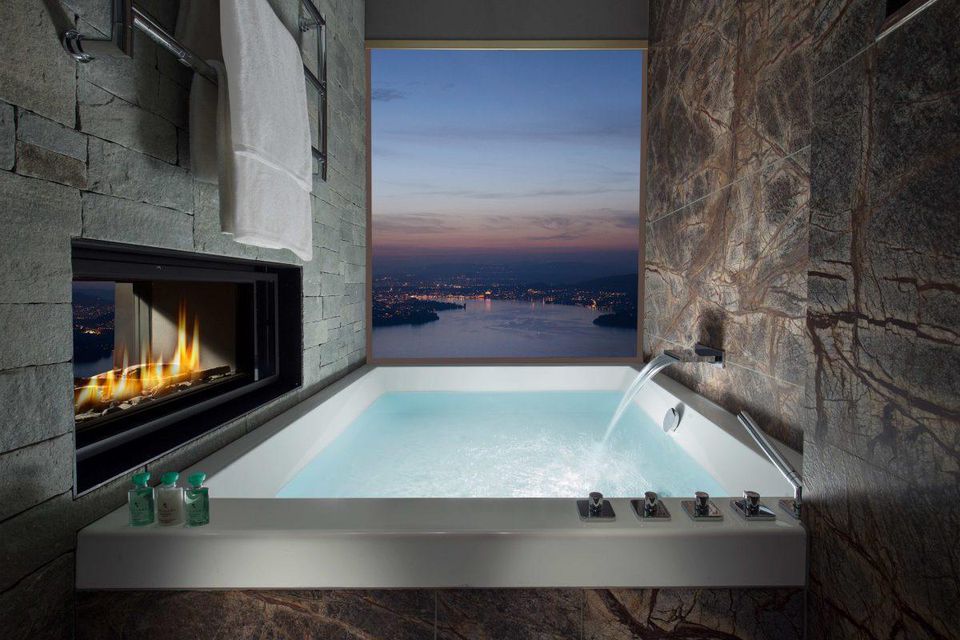 Buergenstock-Hotel-panoramic-bathtub-1200x800